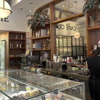 Café Crèmerie - Cafes Near Me - Chicago, Illinois