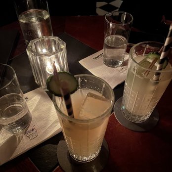 Temple Bar - Custom gin drink - Lounges Near Me - New York, New York