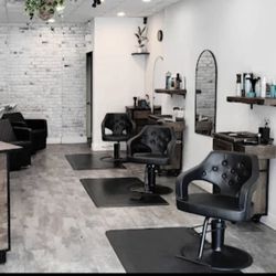 Jimmy's Hair Studio