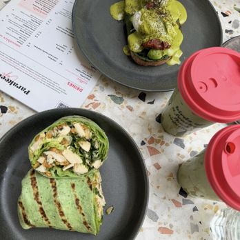 Parakeet Cafe - Brentwood - Matcha Latte - Breakfast & Brunch Near Me - Los Angeles, California