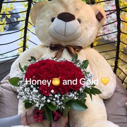 Honey and Gold Flowers And Coffee Shop