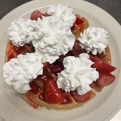 Mikey's Family Restaurant - Strawberry Waffle!!!  Yum!!!