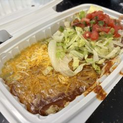 La Casita - Tamales: one green, one red