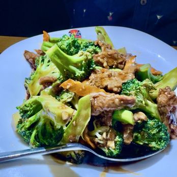 Chiho Bistro - Beef Broccoli Stir Fry w/ Beef - Noodles Near Me - Seattle, Washington Chiho Bistro - Beef Broccoli Stir Fry w/ Beef - Noodles Near Me - Seattle, Washington