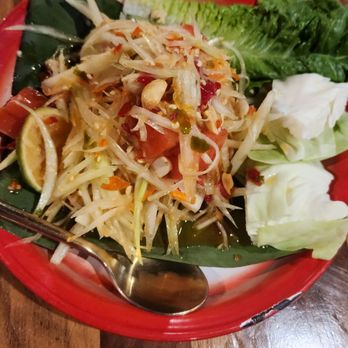 Boun Thai Kitchen - Papaya salad - Salad Near Me - Paradise, Nevada