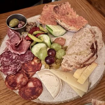 Boqueria Soho - Tabla de Quesos y Embutidos - Spanish Near Me - New York, New York
