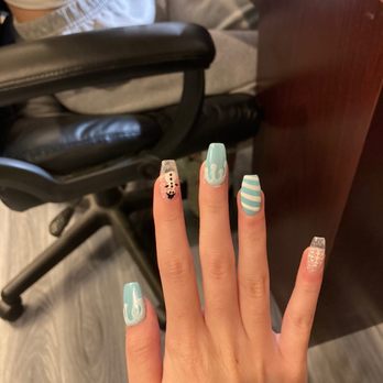 LOTUS NAILS & SPAS - Winter nails - Nail Salons Near Me - Katy, Texas