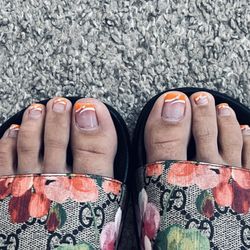 Red Nails & Spa - Gel pedicure