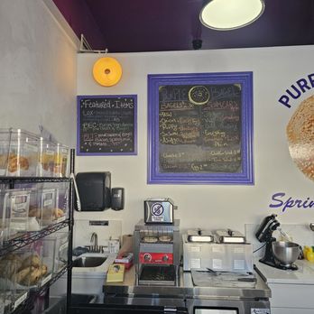 Purple Bagel - Inside - Breakfast & Brunch Near Me - Jacksonville, Florida Purple Bagel - Inside - Breakfast & Brunch Near Me - Jacksonville, Florida