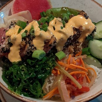 Pineapples - Tuna Poke Bowl - Bars Near Me - Melbourne, Florida