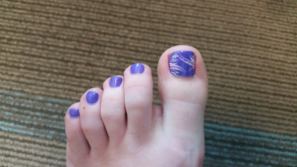 CREATIVE NAILS 14 Photos & 33 Reviews 1002 W Main Ave, De Pere