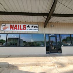 MIMI Nails & Spa - Store front