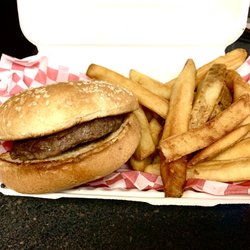 Basecamp Grill - Kids hamburger. My daughter did not want anything on it so that what she got. Patty and bun. :)