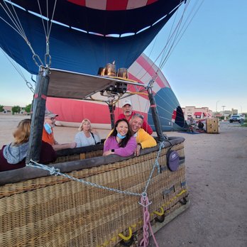 World Balloon - Just before we departure, even a Captain Murray photo bomb - Hot Air Balloons Near Me - Albuquerque, New Mexico