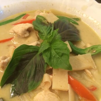 Sakoonthai - Green curry. - Thai Near Me - Clifton, Virginia