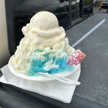 Chiller Express - Snow cap with ice cream - Food Trucks Near Me - Kaneohe, Hawaii Chiller Express - Snow cap with ice cream - Food Trucks Near Me - Kaneohe, Hawaii