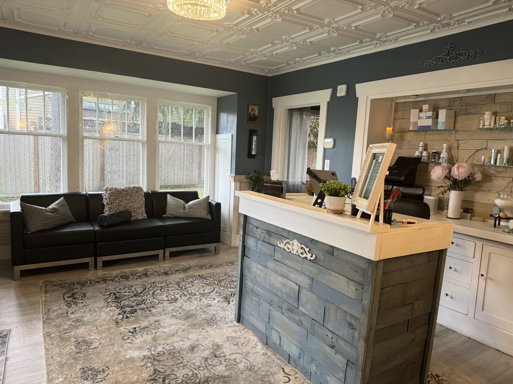 Creative Wellness Tms - grief counselor in University Place, WA