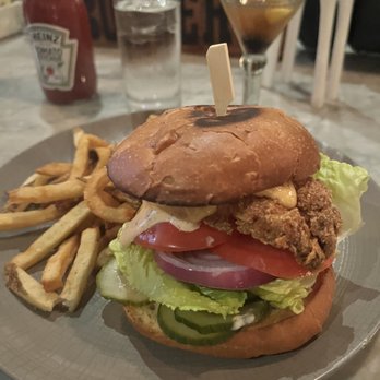 Johnny's - Crispy chicken sandwich, pretty good! - Seafood Near Me - Baltimore, Maryland