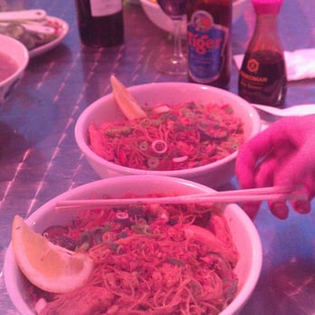 Bun Bo - Fried noodles - Vietnamese Near Me - Barcelona, B Bun Bo - Fried noodles - Vietnamese Near Me - Barcelona, B