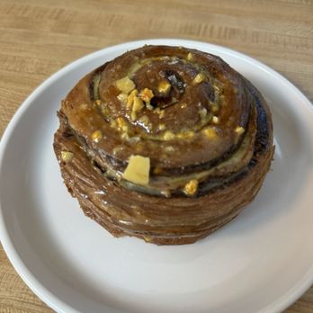 Supermoon Bakehouse - Milk & Honey Sticky Bun Croissant - Bakeries Near Me - New York, New York Supermoon Bakehouse - Milk & Honey Sticky Bun Croissant - Bakeries Near Me - New York, New York