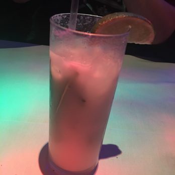 Carro Cafe - Coconut mojito / more like a coconut juice, hardly any liquor! - Latin American Near Me - Brooklyn, New York