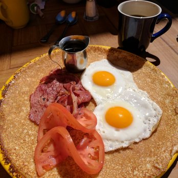 De Dutch - The Canadian, a Dutch twist on the standard diner breakfast. - Breakfast & Brunch Near Me - Kelowna, British Columbia