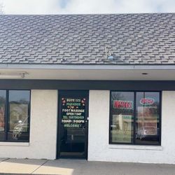 Paradise Foot Massage - Paradise provides industry leading massage and spa services.