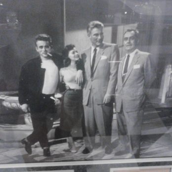 Chase's Diner - Diners Near Me - Chandler, Arizona