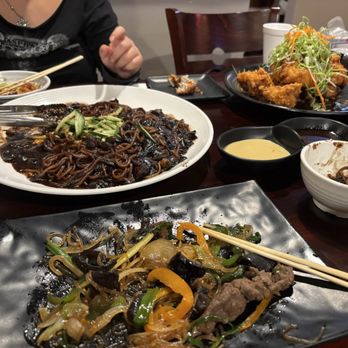 Seoul Pocha - A8. Beef Japchae / 소고기 잡채, F5. Jajangmyeon / 쟁반짜장, S2. Padak - Korean Near Me - Gainesville, Florida