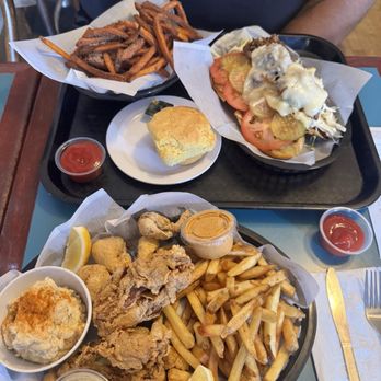 Poor House Bistro - Fried Seafood Platter - Cajun/Creole Near Me - San Jose, California Poor House Bistro - Fried Seafood Platter - Cajun/Creole Near Me - San Jose, California