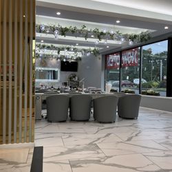 Lush Nail Spa - Manicure area
