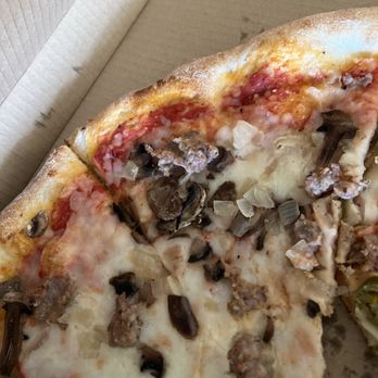 Rosa's Pizzeria - Sausage, Mushroom, and Caramelized Onions! This was a first for me! - Pizza Near Me - Prescott Valley, Arizona Rosa's Pizzeria - Sausage, Mushroom, and Caramelized Onions! This was a first for me! - Pizza Near Me - Prescott Valley, Arizona