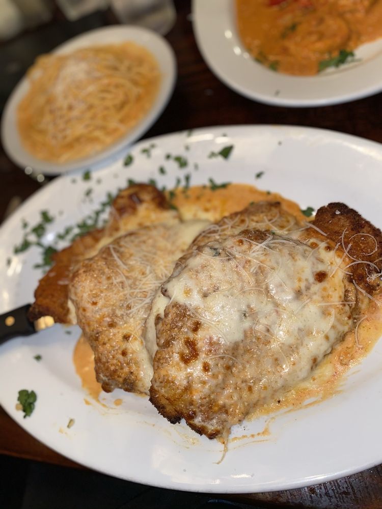 MAMA’S 306 Photos & 452 Reviews Pizza 922 Montauk Hwy, Copiague