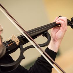 Noteworthy Music - Electric Violin with accompanying backing tracks. Classical,Rock, Pop, Latin.