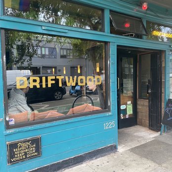 Driftwood - Front of the bar - Lounges Near Me - San Francisco, California Driftwood - Front of the bar - Lounges Near Me - San Francisco, California