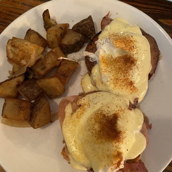The Shanty - Black Forest Ham Egg Benedict Breakfast - New American Near Me - Warwick, Rhode Island The Shanty - Black Forest Ham Egg Benedict Breakfast - New American Near Me - Warwick, Rhode Island