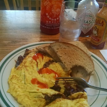 Dot's Restaurant - Diners Near Me - Wilmington, Vermont