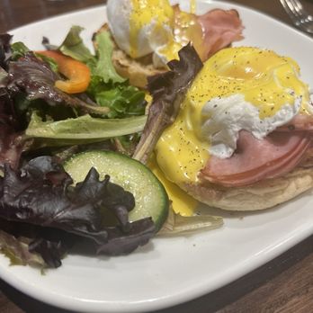 Rye Bar & Restaurant - Eggs Benedict - New American Near Me - Elmira, New York Rye Bar & Restaurant - Eggs Benedict - New American Near Me - Elmira, New York