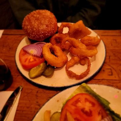 Molly's Shebeen Bar + Restaurant by null