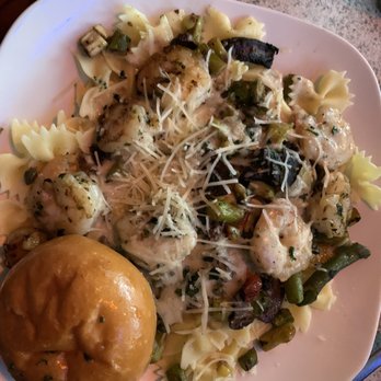 The Kitchen Cafe - Garlic butter shrimp pasta - Cafes Near Me - Dallas, Texas The Kitchen Cafe - Garlic butter shrimp pasta - Cafes Near Me - Dallas, Texas