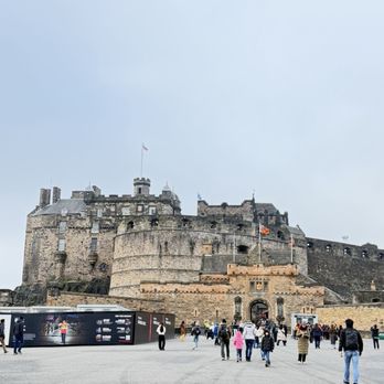 Edinburgh Castle - Landmarks & Historical Buildings Near Me - Edinburgh, EDH Edinburgh Castle - Landmarks & Historical Buildings Near Me - Edinburgh, EDH