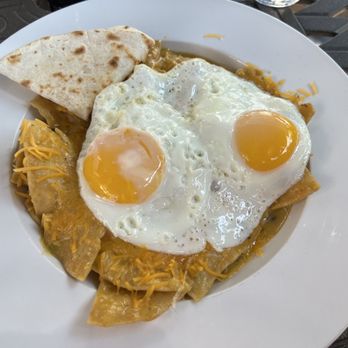 Flo - Green Chilaquiles with sunny side up eggs - Breakfast & Brunch Near Me - Chicago, Illinois