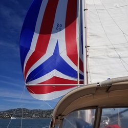 Blackbeard Yacht Charters - Flying the Spinnaker
