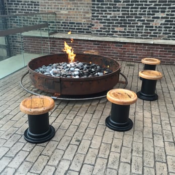 Cindy's Rooftop - firepit seating outside - New American Near Me - Chicago, Illinois Cindy's Rooftop - firepit seating outside - New American Near Me - Chicago, Illinois