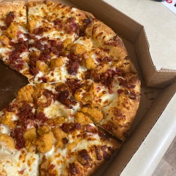Domino's Pizza - This was their substitute for grilled chicken. Poorly cut up. Some pieces super chewy and some super soggy. - Pizza Near Me - Gunnison, Colorado Domino's Pizza - This was their substitute for grilled chicken. Poorly cut up. Some pieces super chewy and some super soggy. - Pizza Near Me - Gunnison, Colorado
