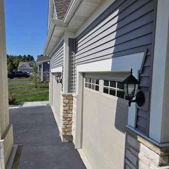 Pane Management - Window Washing Near Me - Carpentersville, Illinois Pane Management - Window Washing Near Me - Carpentersville, Illinois