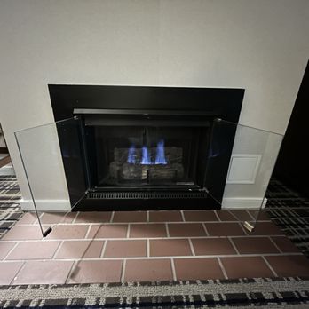 Hotel Gettysburg - Fireplace - Hotels Near Me - Gettysburg, Pennsylvania Hotel Gettysburg - Fireplace - Hotels Near Me - Gettysburg, Pennsylvania