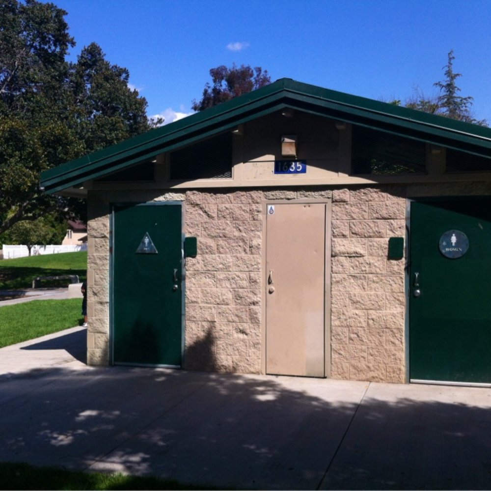 Kellogg Park - the park has restrooms - Parks Near Me - Corona, California Kellogg Park - the park has restrooms - Parks Near Me - Corona, California