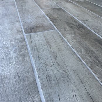 Reliable Men Construction - Wonderful grout work and cleanup - Tiling Near Me - Portland , Oregon