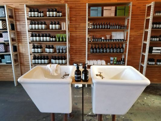 Aesop Abbot Kinney by null